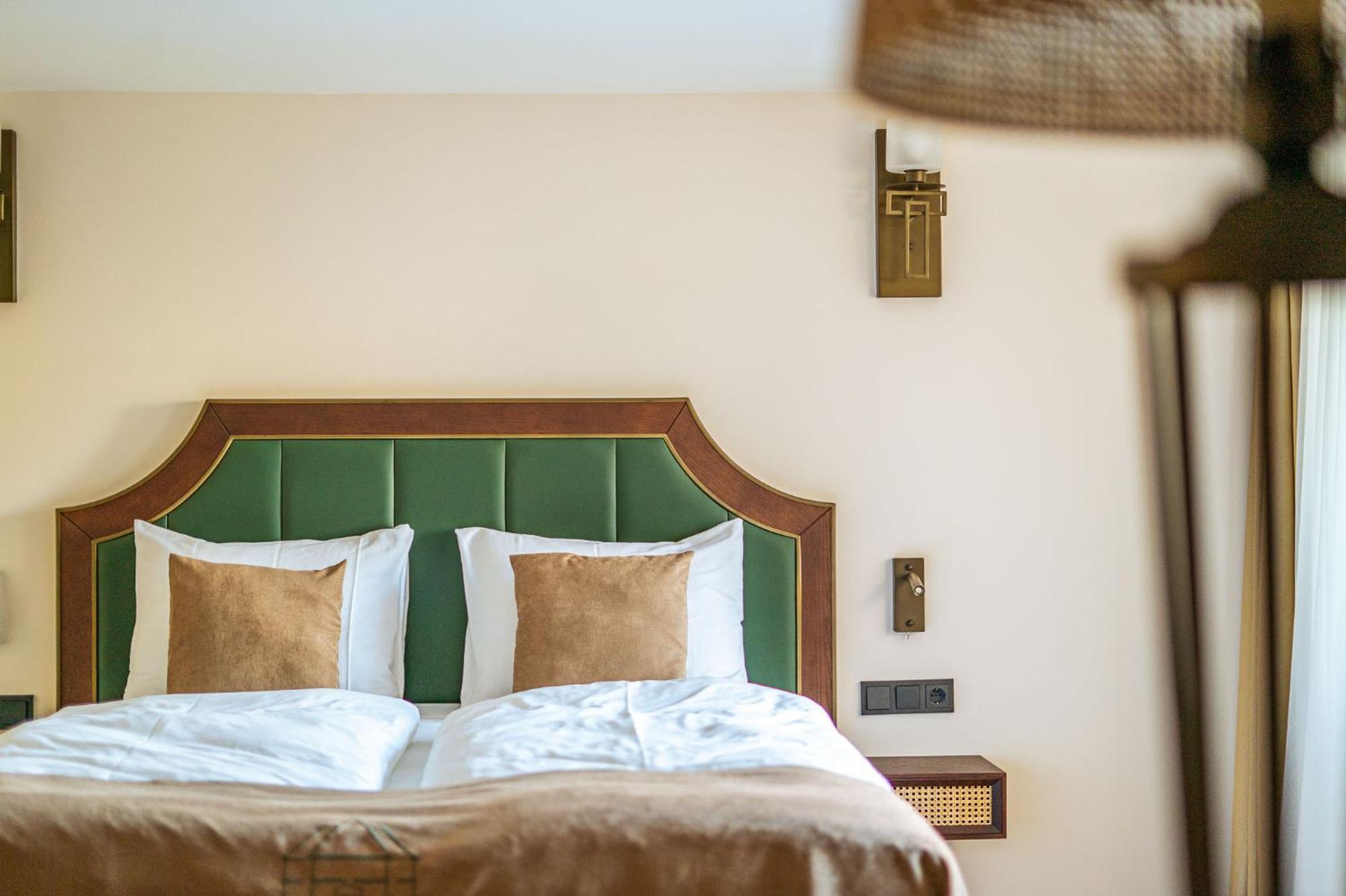 Hotel Ratsmuehle Lueneburg Bagian luar foto