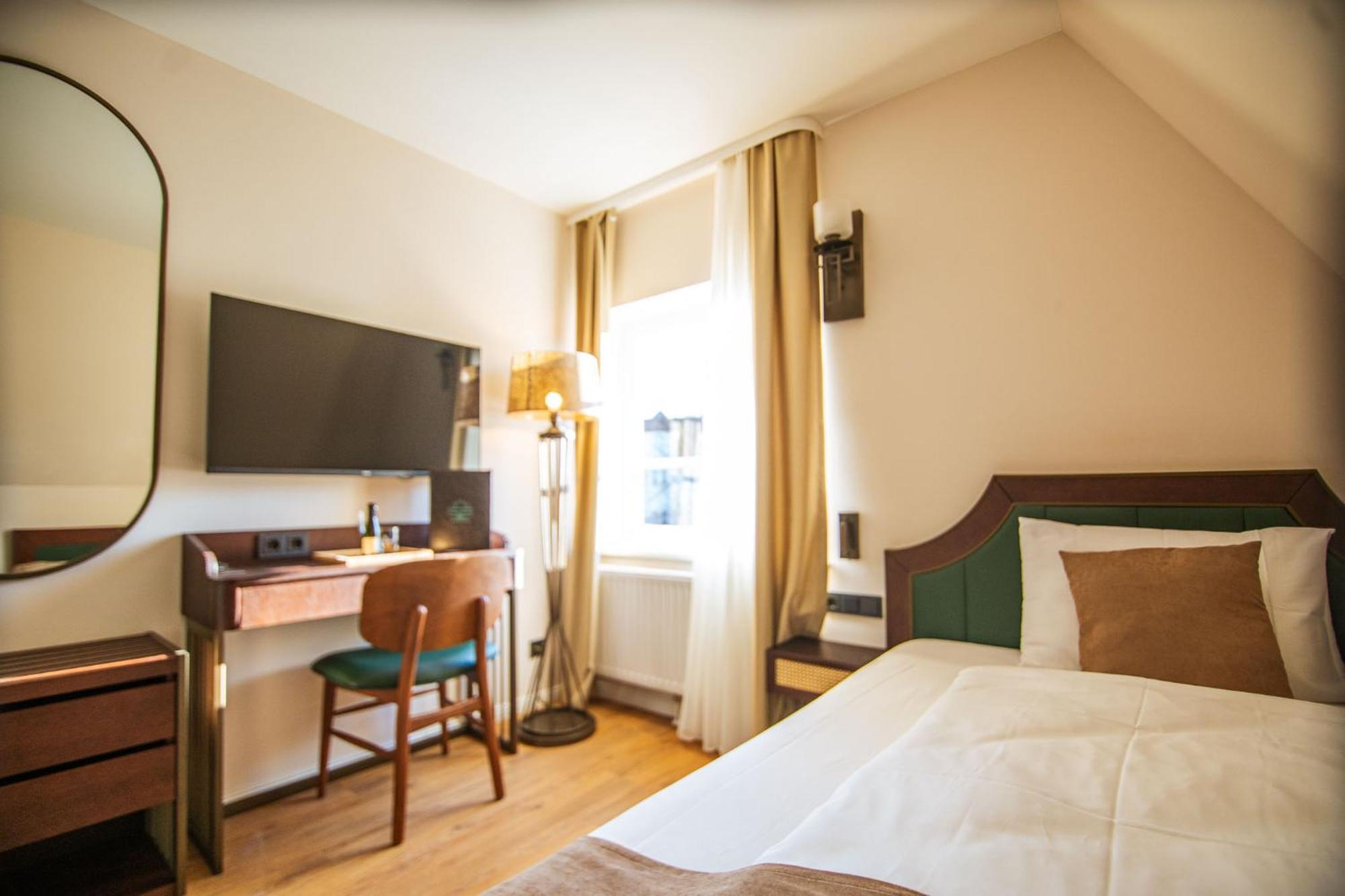 Hotel Ratsmuehle Lueneburg Bagian luar foto